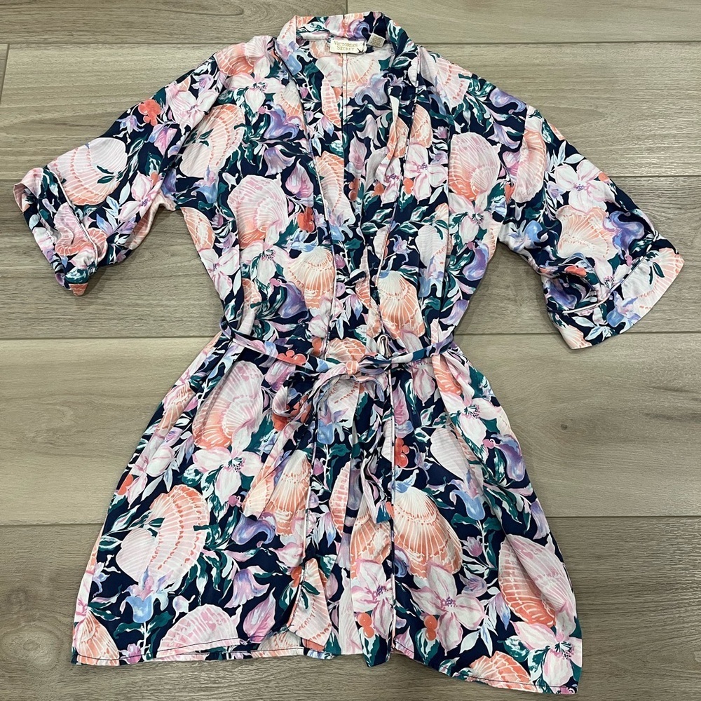 Vtg Victoria's Secret Gold Label 100% Silk Floral Robe Belted Women's One Size